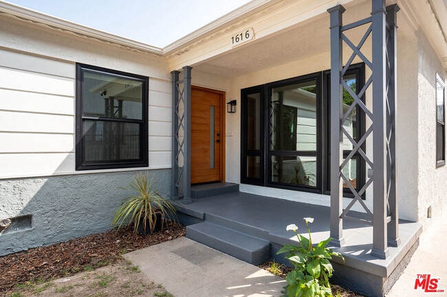 property at 1616 Hauser Blvd