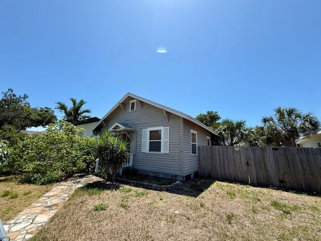 2640 2nd Ave S in St. Petersburg, FL - Building Photo - Building Photo