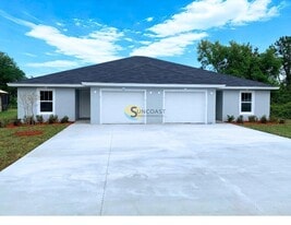 70 Plainview Dr in Palm Coast, FL - Building Photo