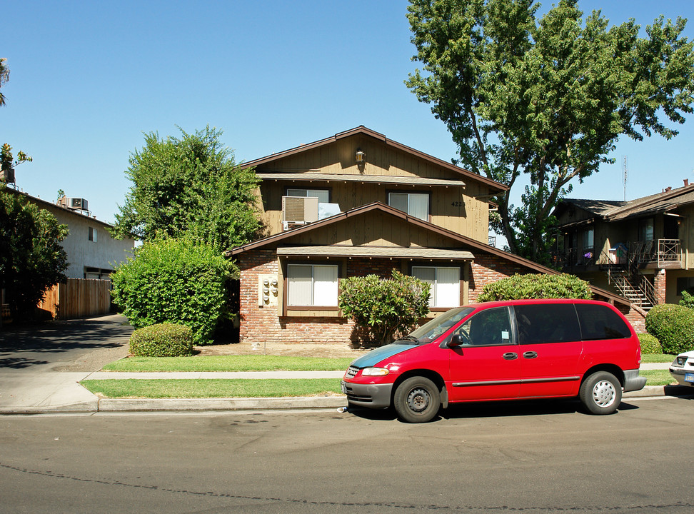 4223 N Bengston Ave in Fresno, CA - Building Photo