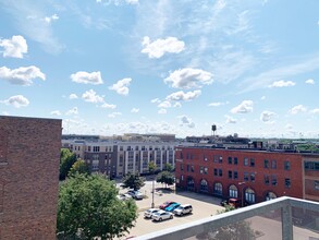 Court Ave Lofts in Des Moines, IA - Building Photo - Building Photo