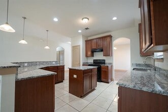 1422 Julie St in Seagoville, TX - Building Photo - Building Photo