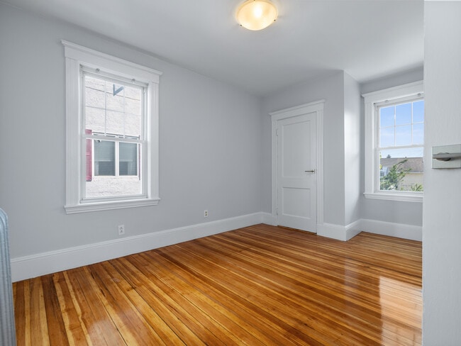 16 Windsor Rd, Unit 1