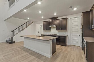 9955 Sharps Rd in Frisco, TX - Building Photo - Building Photo