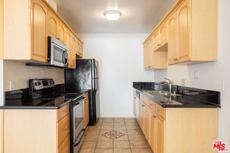 2616 5th St in Santa Monica, CA - Foto de edificio - Building Photo