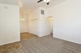 482-484 NW Wood Duck Pl in Mountain Home, ID - Building Photo - Building Photo