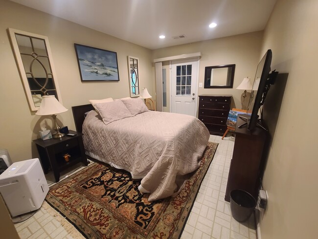 property at 5921 Waters Edge Landing Ln