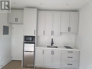 247 Alderbrae Ave in Toronto, ON - Building Photo - Building Photo