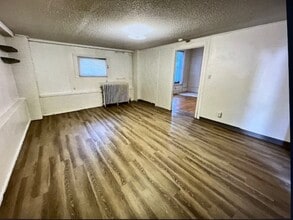 518 N Van Buren St in Iowa City, IA - Building Photo - Building Photo