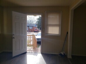 632 Eva Cir in Spring Lake, NC - Building Photo - Building Photo