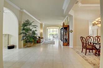 7190 Lorenzo Ln in Delray Beach, FL - Foto de edificio - Building Photo