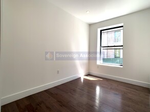 2 St Nicholas Terrace in New York, NY - Building Photo - Building Photo