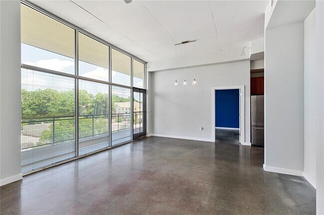3400 Malone Dr in Atlanta, GA - Building Photo - Building Photo
