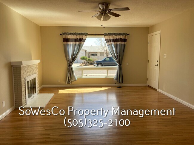 2001 Mesa Verde Ave in Farmington, NM - Building Photo - Building Photo