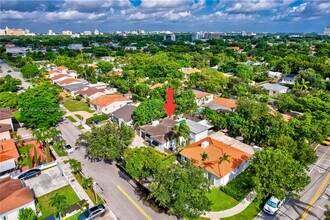 2415 SW 21st Ter in Miami, FL - Building Photo - Building Photo