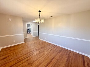 207 Estates Dr in Woodway, TX - Building Photo - Building Photo