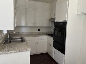 621 Hillside Dr in Sherman, TX - Building Photo - Building Photo