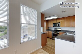 1299 Corporate Dr in Westbury, NY - Building Photo - Building Photo