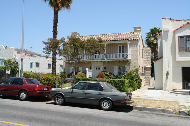 924 S Catalina St in Los Angeles, CA - Building Photo - Building Photo