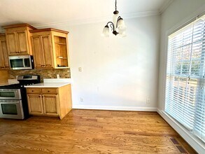 4852 Knollview Dr in Walkertown, NC - Building Photo - Building Photo