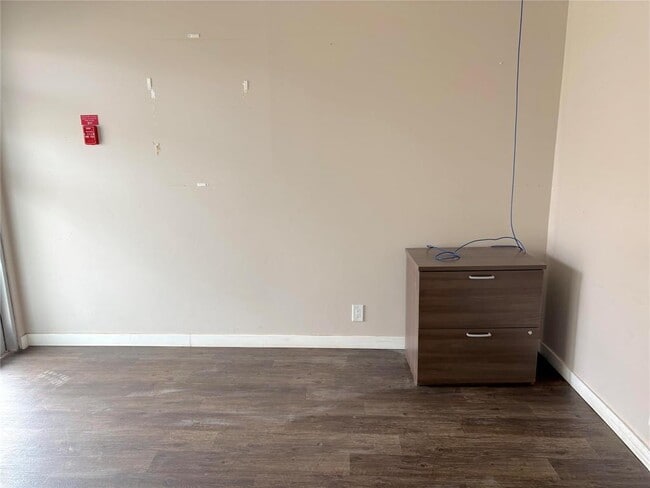 70 Main St S in Carman, MB - Building Photo - Building Photo