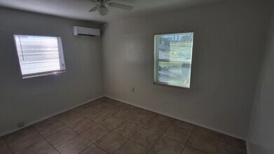 2902 Dunbar St in Fort Pierce, FL - Building Photo - Building Photo