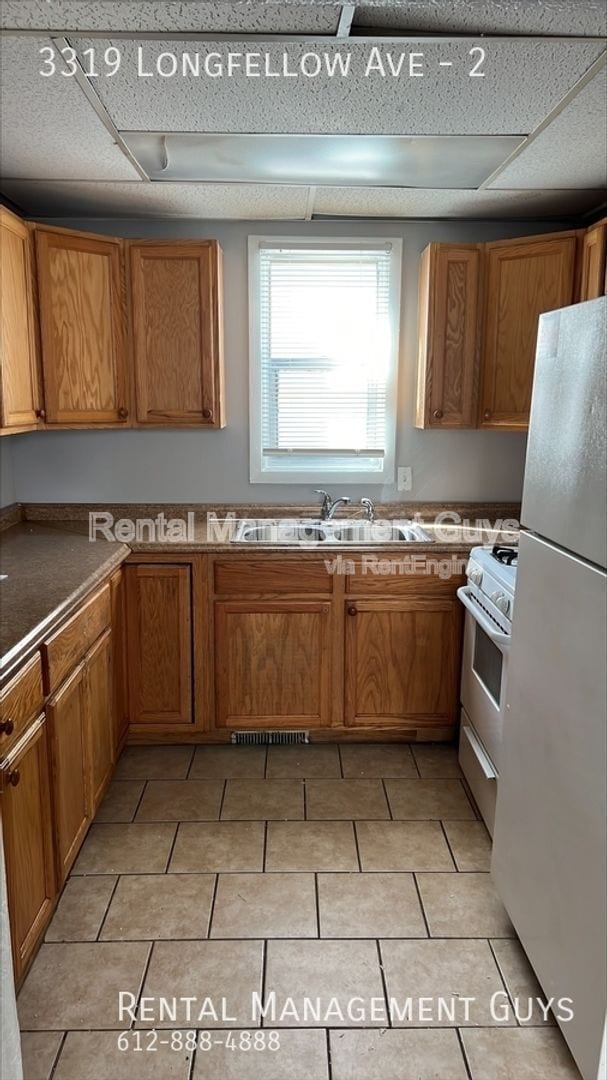 property at 3319 Longfellow Ave