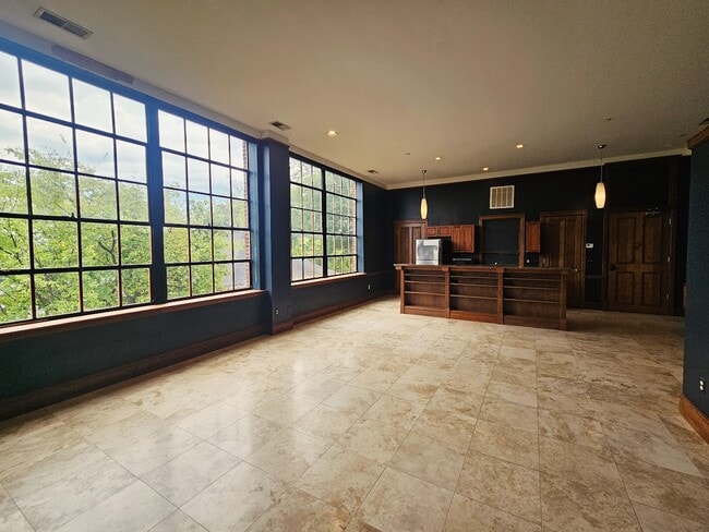 property at 1000 E M L King Blvd