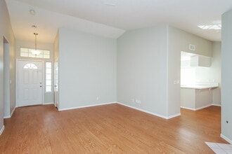 4705 Wild Oak Way in North Las Vegas, NV - Building Photo - Building Photo