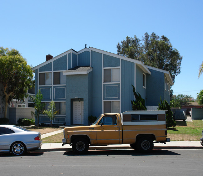 4822 Neely Cir in Huntington Beach, CA - Building Photo - Building Photo