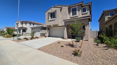 17612 W San Juan Ave in Litchfield Park, AZ - Building Photo - Building Photo
