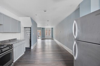 2212 W Fayette St in Baltimore, MD - Building Photo - Building Photo