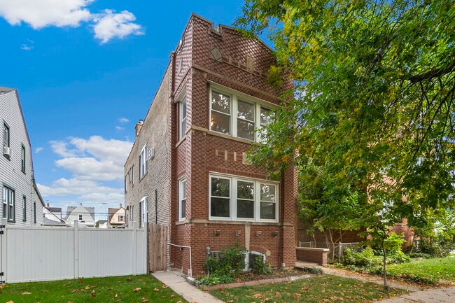 property at 4704 W Patterson Ave