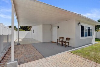 6101 NE 7th Ave in Fort Lauderdale, FL - Building Photo - Building Photo