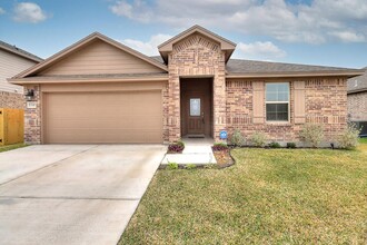 1330 Trent Pk Ln in Corpus Christi, TX - Building Photo - Building Photo