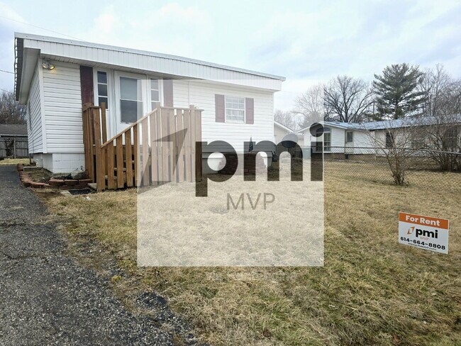 property at 2222 Maureen Blvd S
