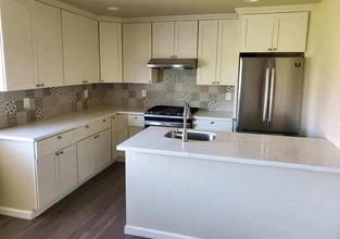 1940 Peabody Rd, Unit 1 in Vacaville, CA - Building Photo - Building Photo