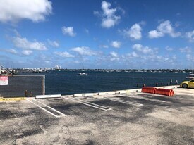 4500 N Flagler Dr in West Palm Beach, FL - Building Photo