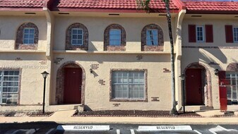 3064 Riverside Dr in Coral Springs, FL - Building Photo