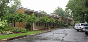 20 Silopanna Rd Apartments