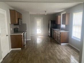 5091 Farm Valley Dr NE in Woodstock, GA - Building Photo - Building Photo