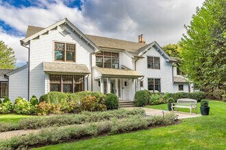 44 Little Noyac Path in Water Mill, NY - Building Photo - Building Photo