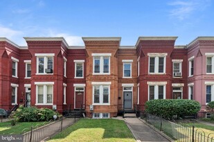 635 K St NE