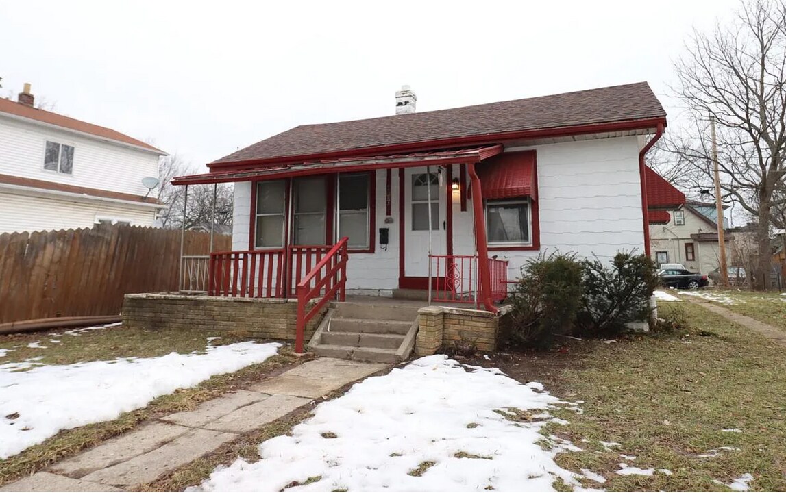 4830 N 39th St in Milwaukee, WI - Building Photo