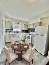 507 SW 1st Terrace in Lee's Summit, MO - Foto de edificio - Building Photo