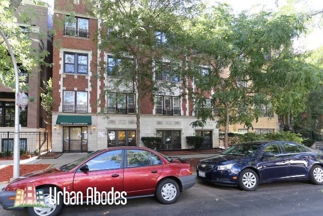 833 W Wolfram St, Unit A09C