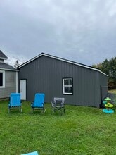 1076 Clinton Ave in Benton, ME - Building Photo - Building Photo