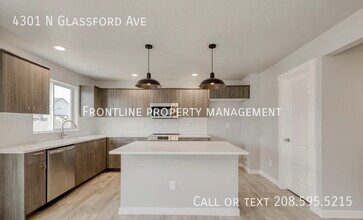 4301 N Glassford Ave in Meridian, ID - Building Photo - Building Photo