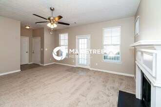 4766 Highpoint Way in Atlanta, GA - Building Photo - Building Photo