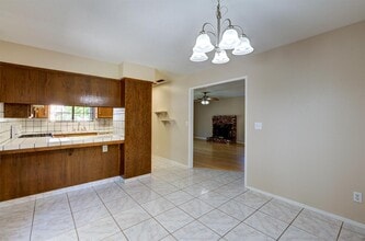 2394 Scott Ave in Clovis, CA - Building Photo - Building Photo